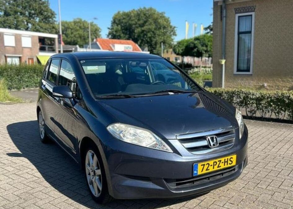 HONDA FR-V
